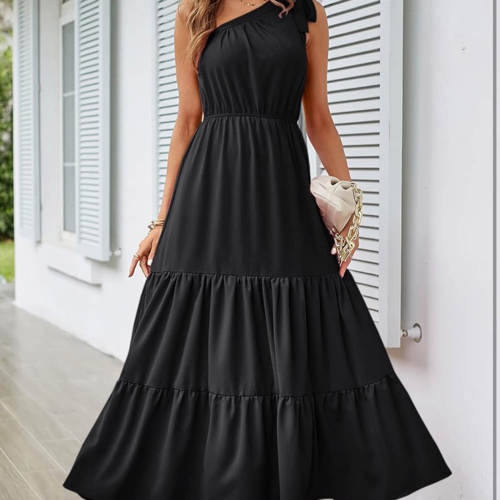 Black One Shoulder Maxi Dress